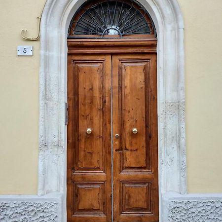 Liberty Apartment Галатоне Экстерьер фото