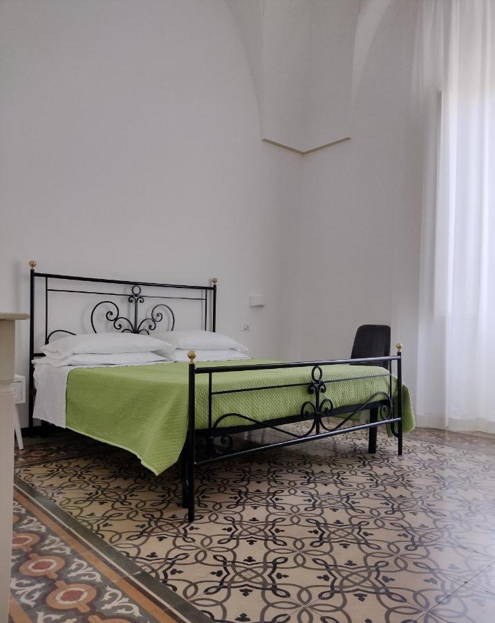 Liberty Apartment Галатоне Экстерьер фото